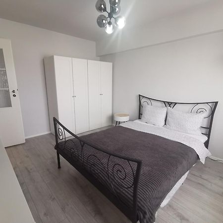 Apartament Carla Apartment Deva Exterior foto